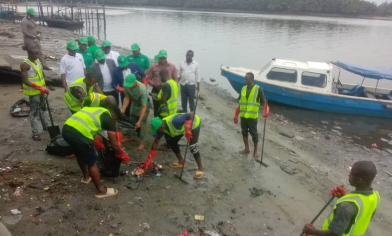 Marine litter Clean up at Port Harcourt Tourist Beach